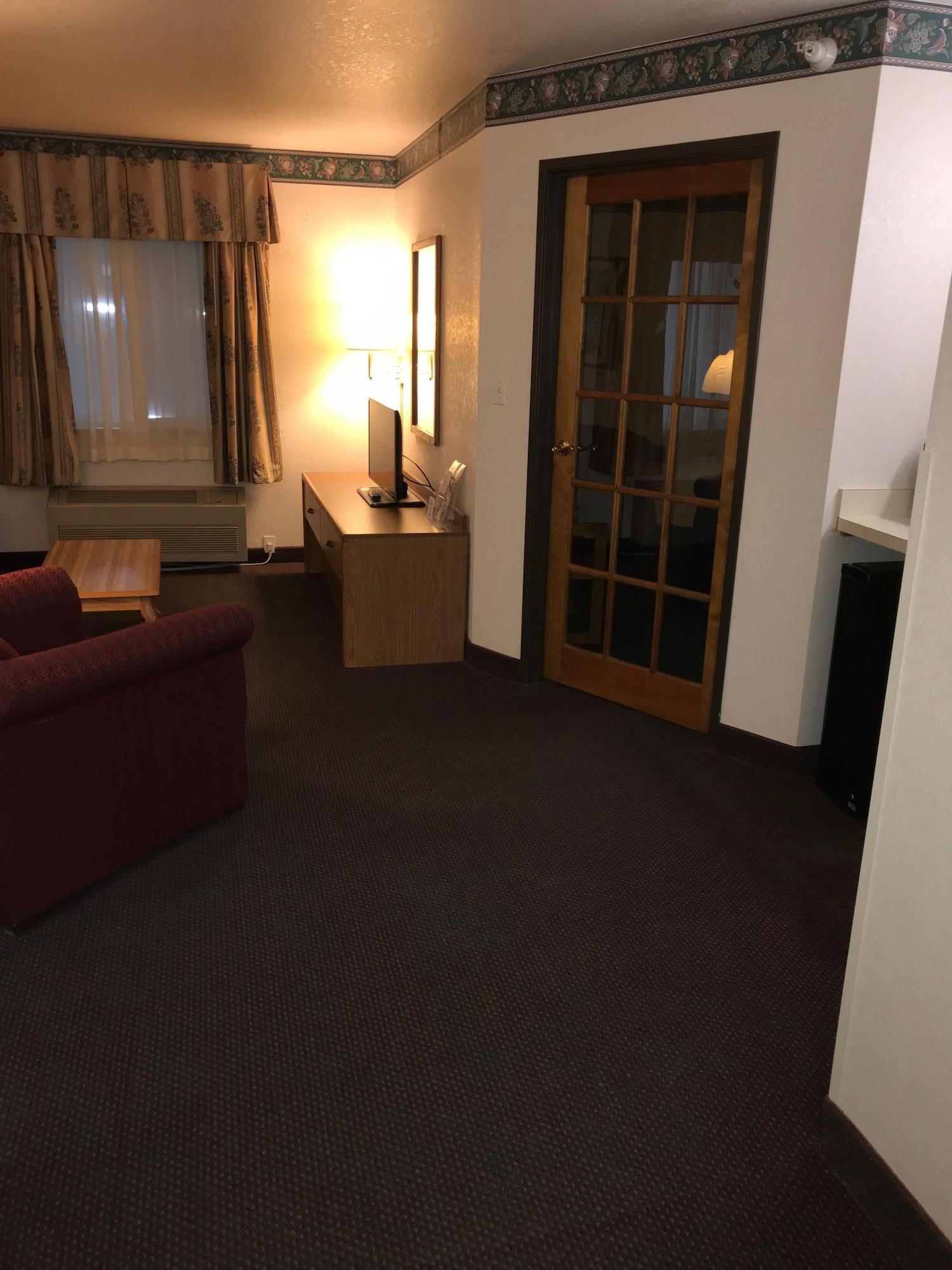 Super 8 By Wyndham Richfield Cleveland Hotel Ngoại thất bức ảnh