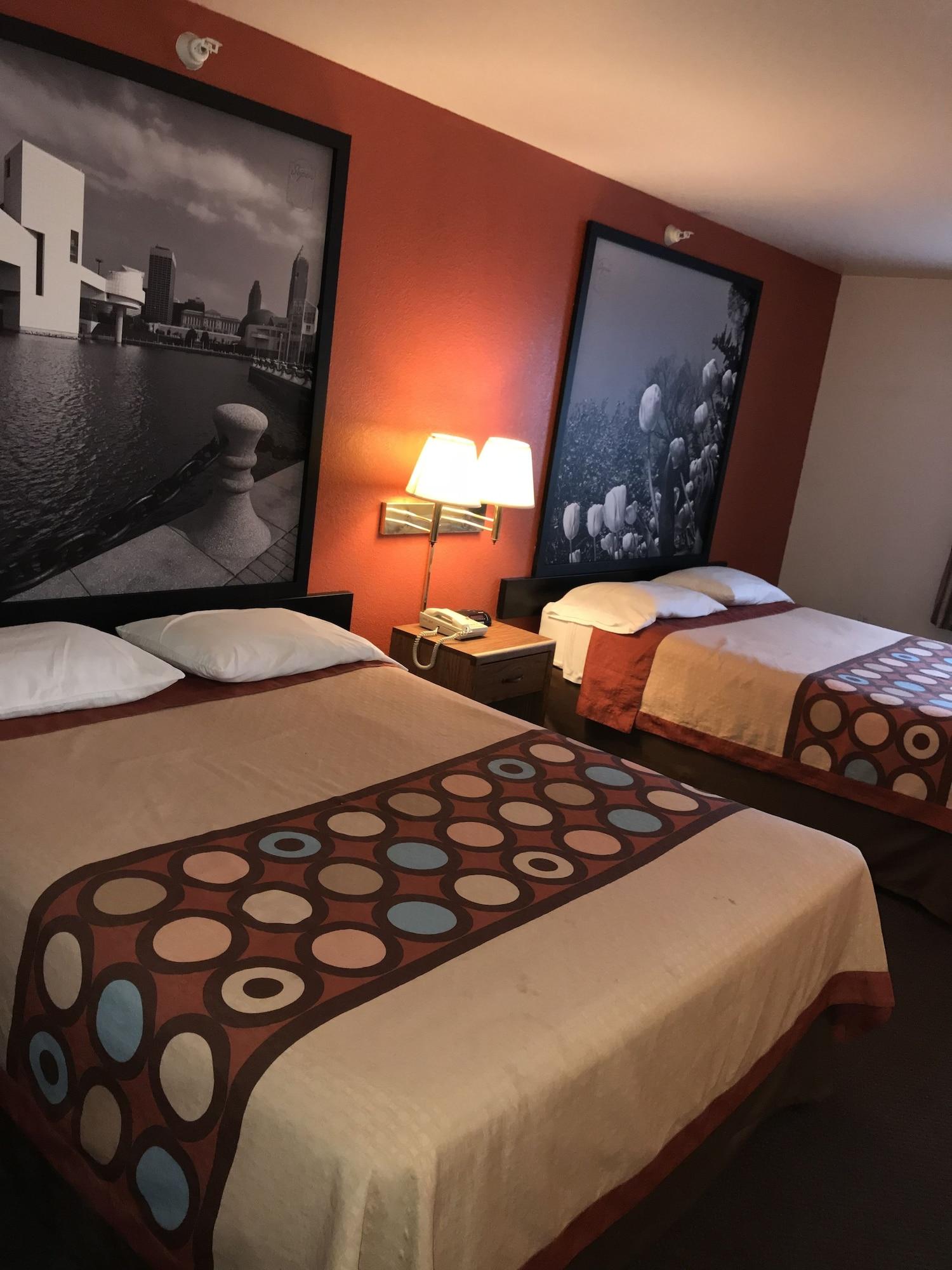 Super 8 By Wyndham Richfield Cleveland Hotel Ngoại thất bức ảnh