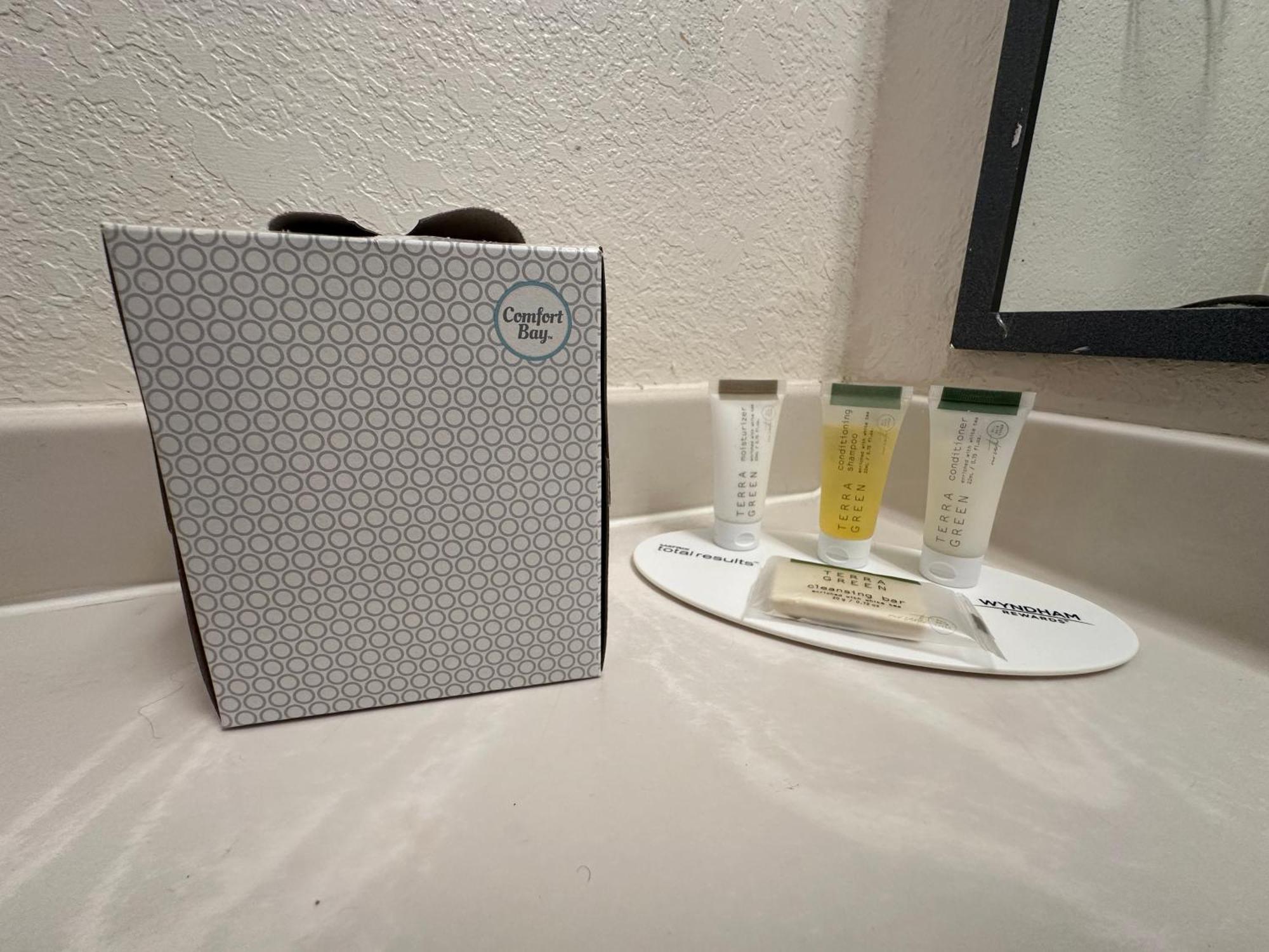 Super 8 By Wyndham Richfield Cleveland Hotel Ngoại thất bức ảnh